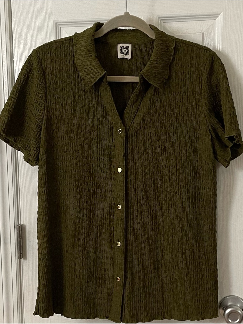 Anne Klein Women’s Textured Short-Sleeve Button-Down Shirt
